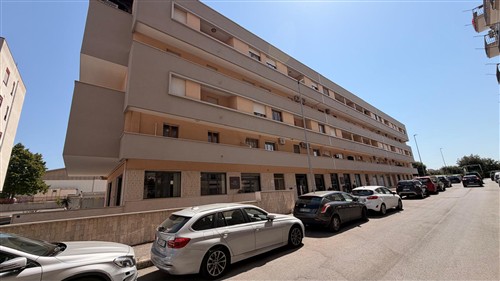 Appartamento di 4 vani + acc. al 3&deg; piano con ascensore